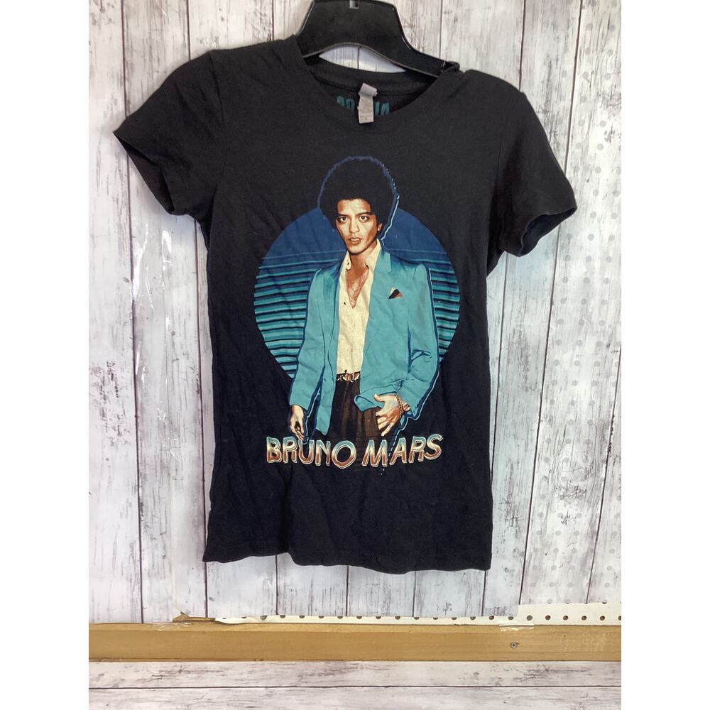 Bruno Mars The Moonshine Jungle Tour 2013 Black T-Shirt Slim Fits Like Small